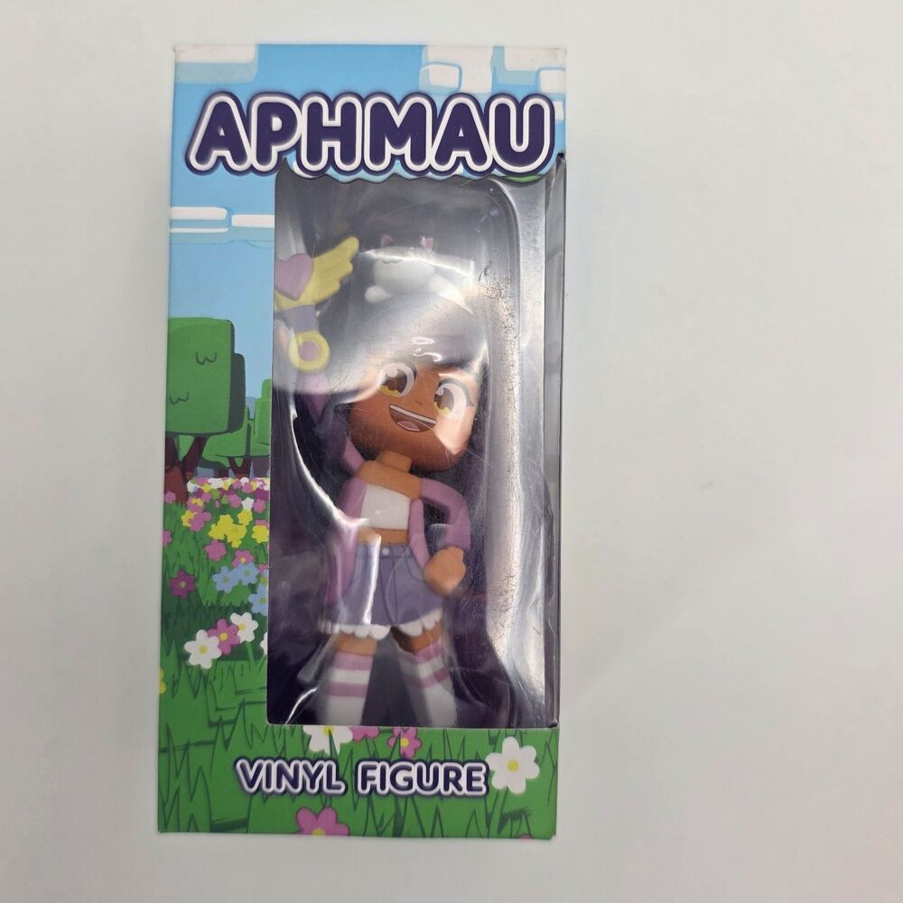 Aphmau Vinyl Figure